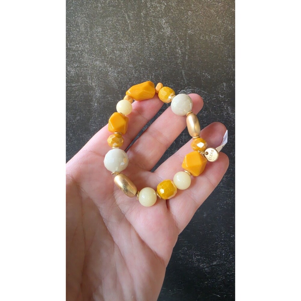 Lizas Multicolored Beaded Stretchy Bracelet Costume Jewelry New With Tags